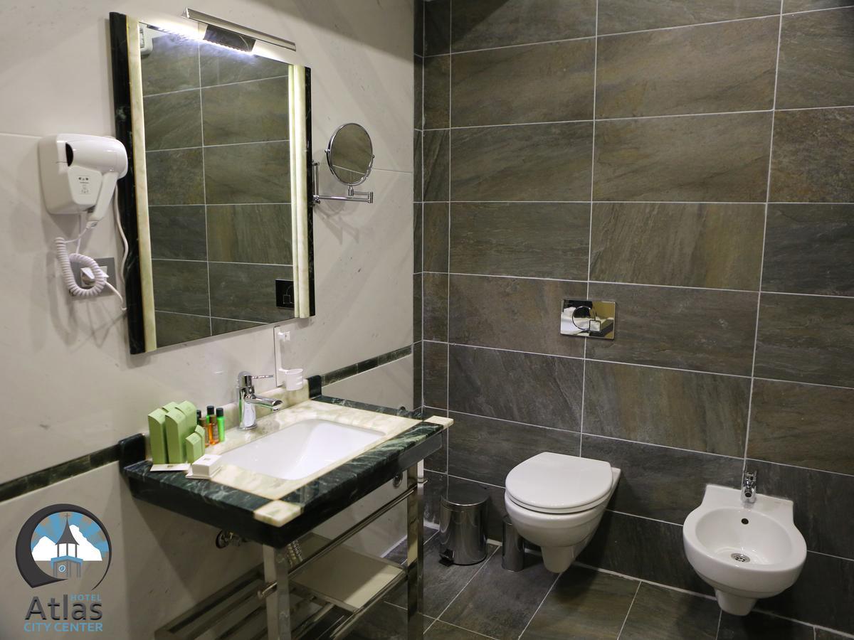 פרילפ Atlas City Center Hotel מראה חיצוני תמונה