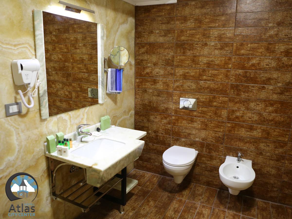 פרילפ Atlas City Center Hotel מראה חיצוני תמונה