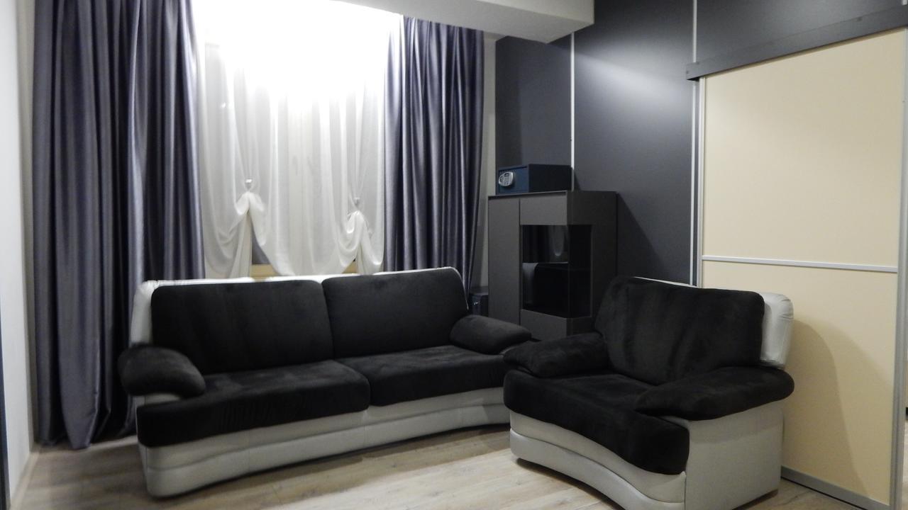 פרילפ Atlas City Center Hotel מראה חיצוני תמונה