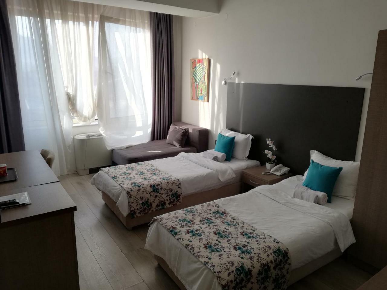 פרילפ Atlas City Center Hotel מראה חיצוני תמונה