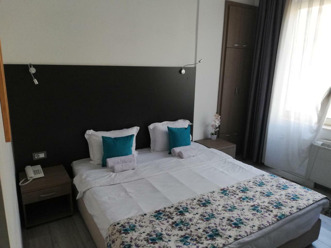 פרילפ Atlas City Center Hotel מראה חיצוני תמונה