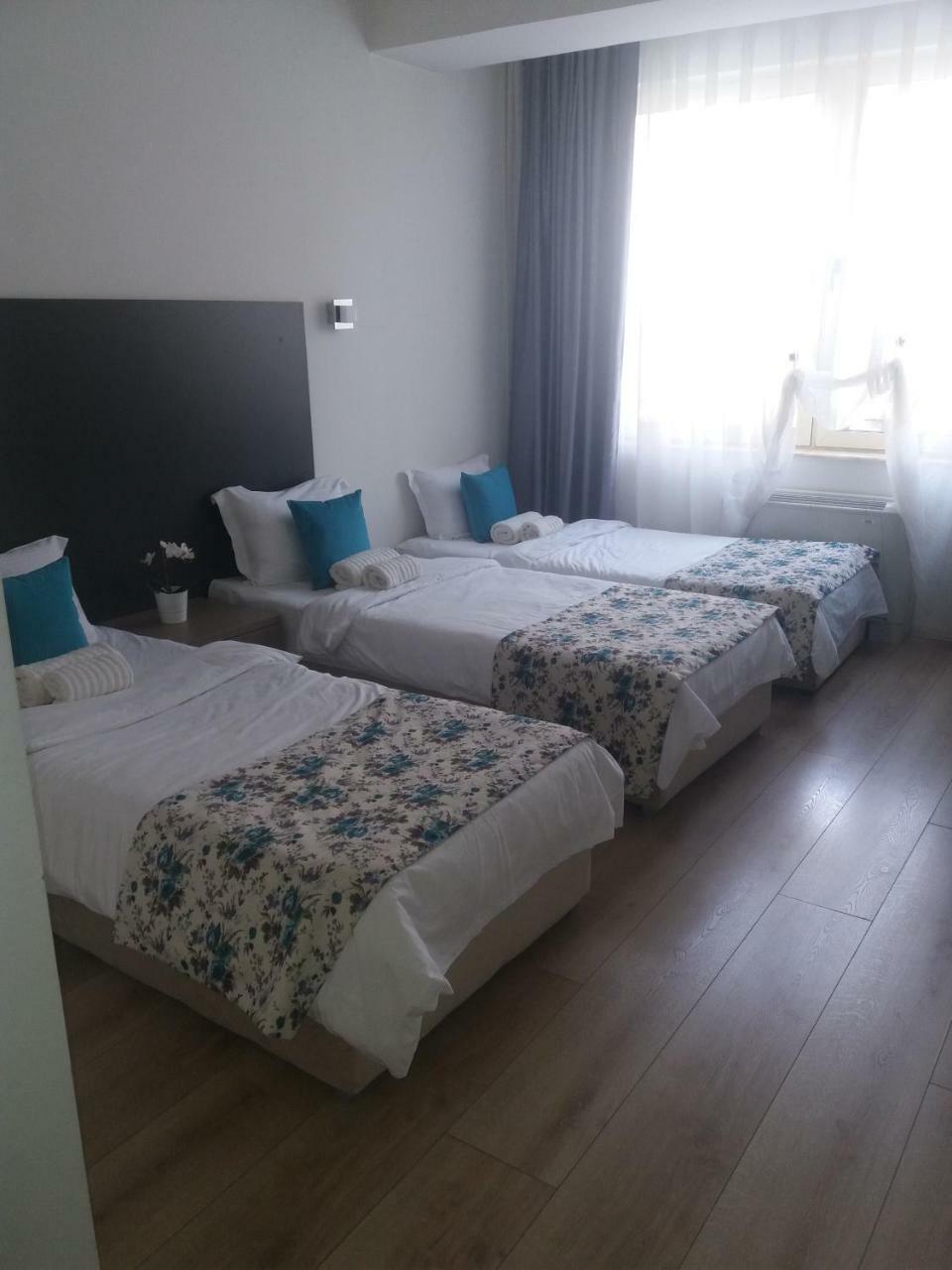 פרילפ Atlas City Center Hotel מראה חיצוני תמונה
