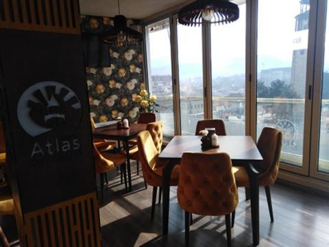 פרילפ Atlas City Center Hotel מראה חיצוני תמונה
